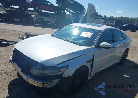 2018 Honda Accord Touring 2.0T z USA, uszkodzony, nr VIN 1HGCV2F9XJA017191